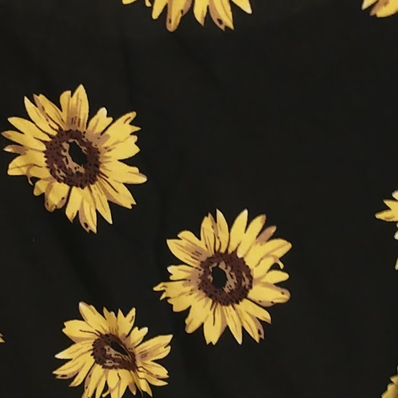 Sunflower cropped cami - Picture 2 of 3